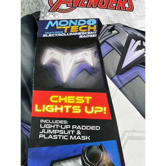 Black Panther Marvel Avengers Costume Youth Medium (8-10) Light Up Childrens NWT - Picture 4 of 6